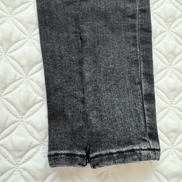 Good American Good Legs w/ Zip Ankle Stretch Black Denim Jeans - Size 4/27 - Picture 8 of 15